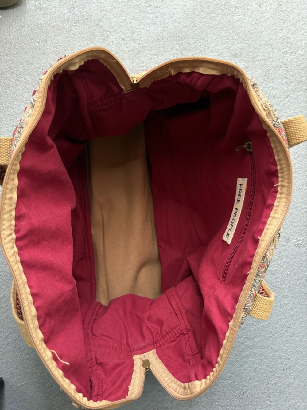 Free People Magic Carpet Weekender Bag !!🔥 RARE & STUNNING 🔥 - Picture 10 of 16